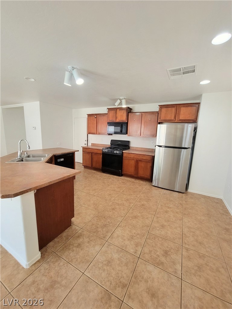 9090 Tolford Avenue Property Photo 7