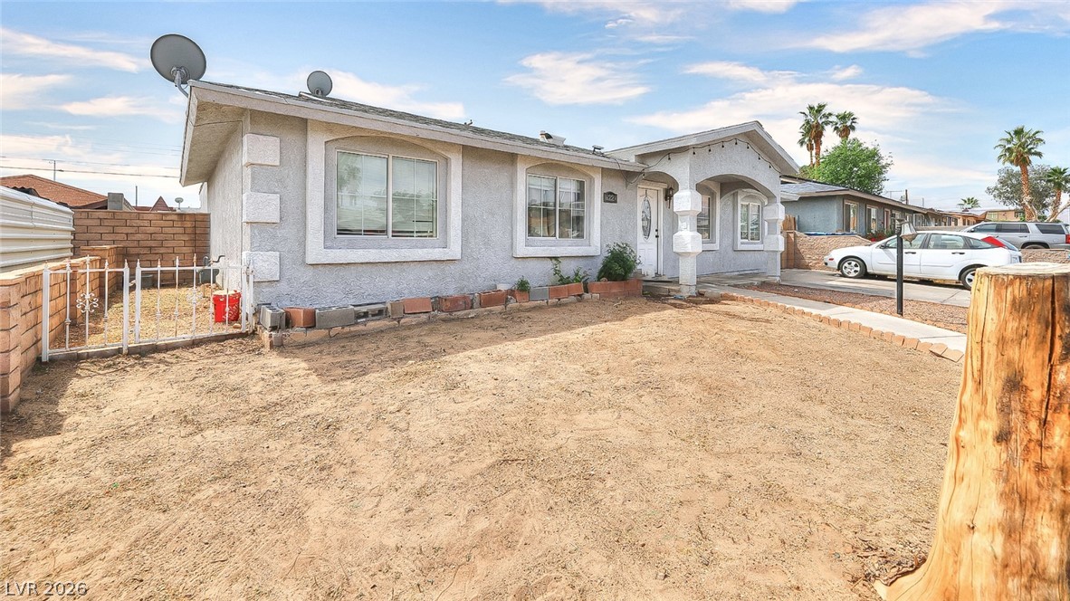 6221 Casada Way Property Photo 6