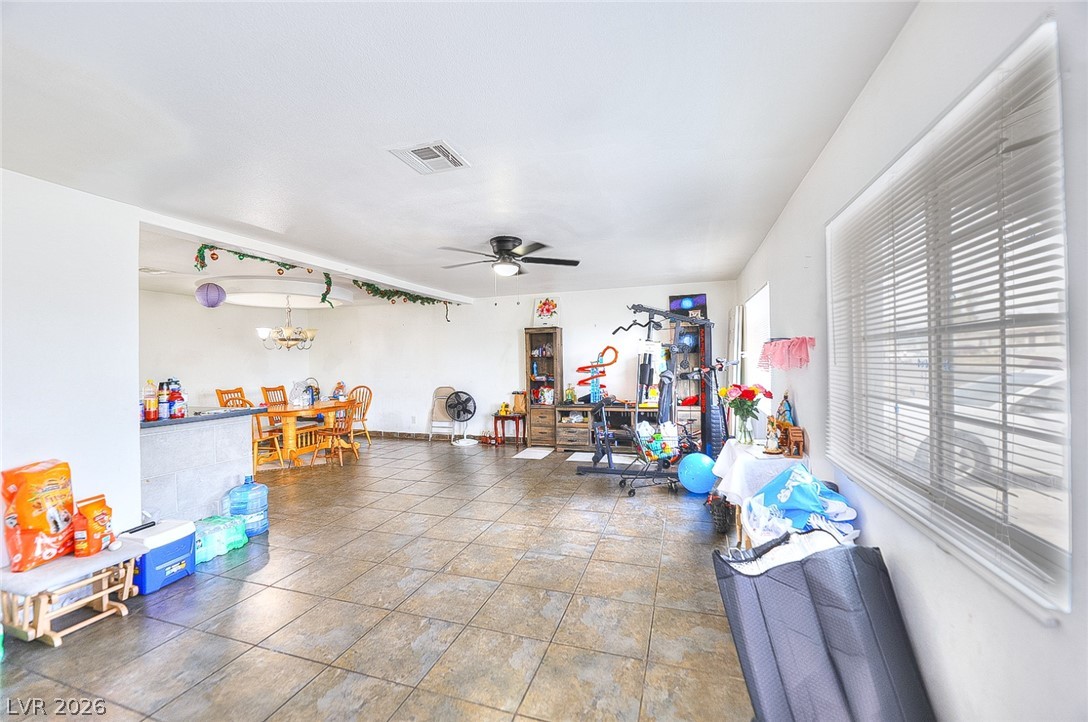 6221 Casada Way Property Photo 12