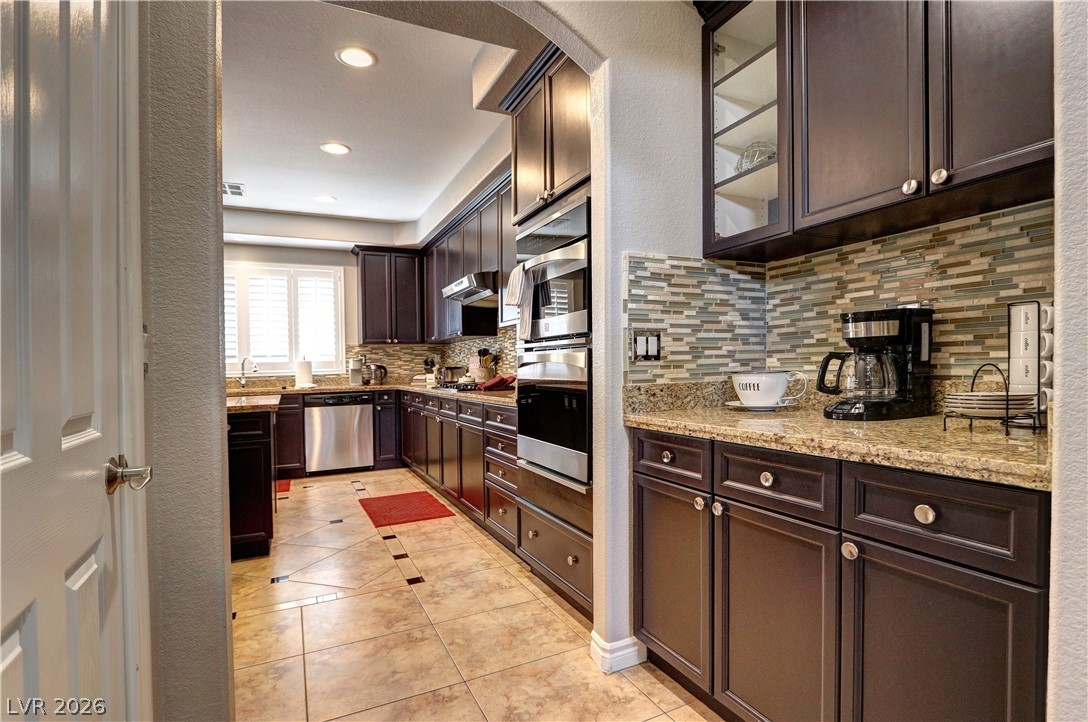 2805178 Property Photo 13