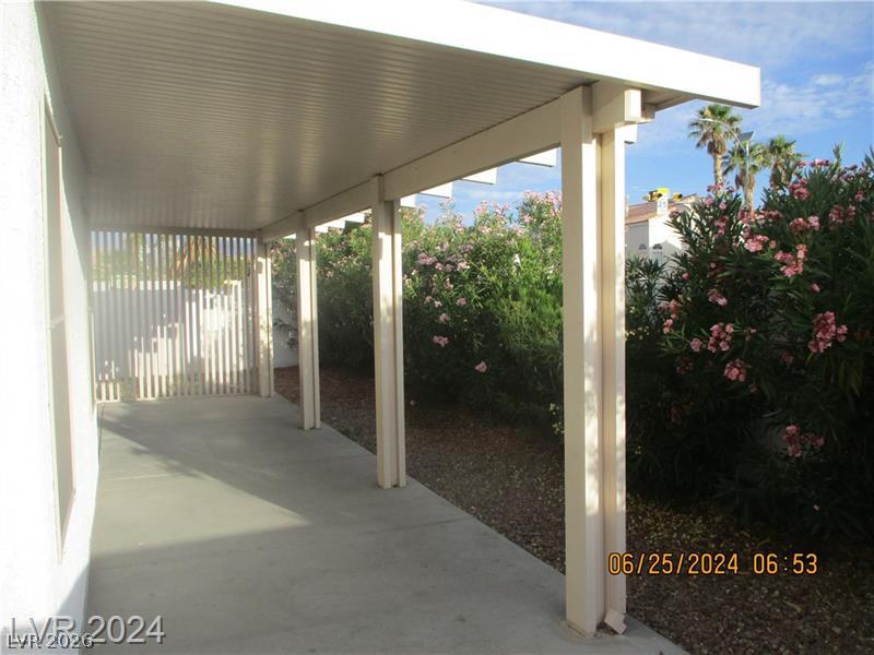 8216 Grassy Point Circle Property Photo 32