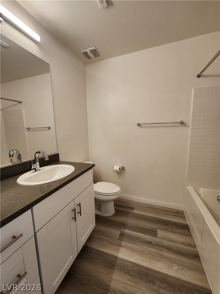 2775 Atomic Tangerine Way 2 Property Photo 17