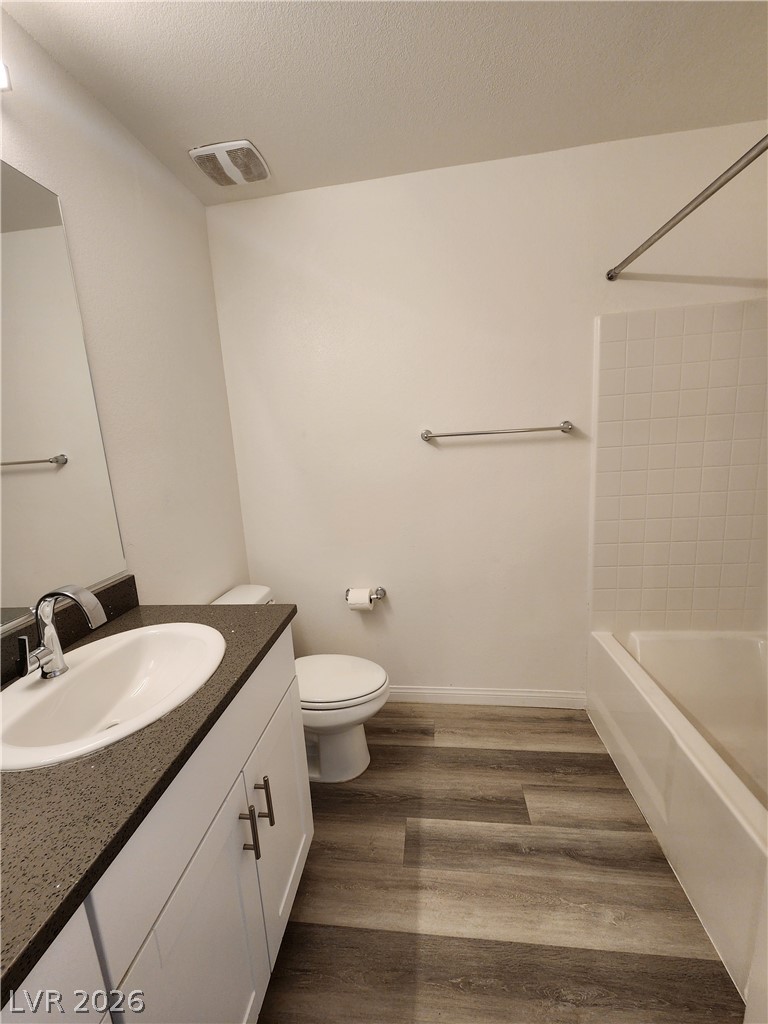 2775 Atomic Tangerine Way 2 Property Photo 18