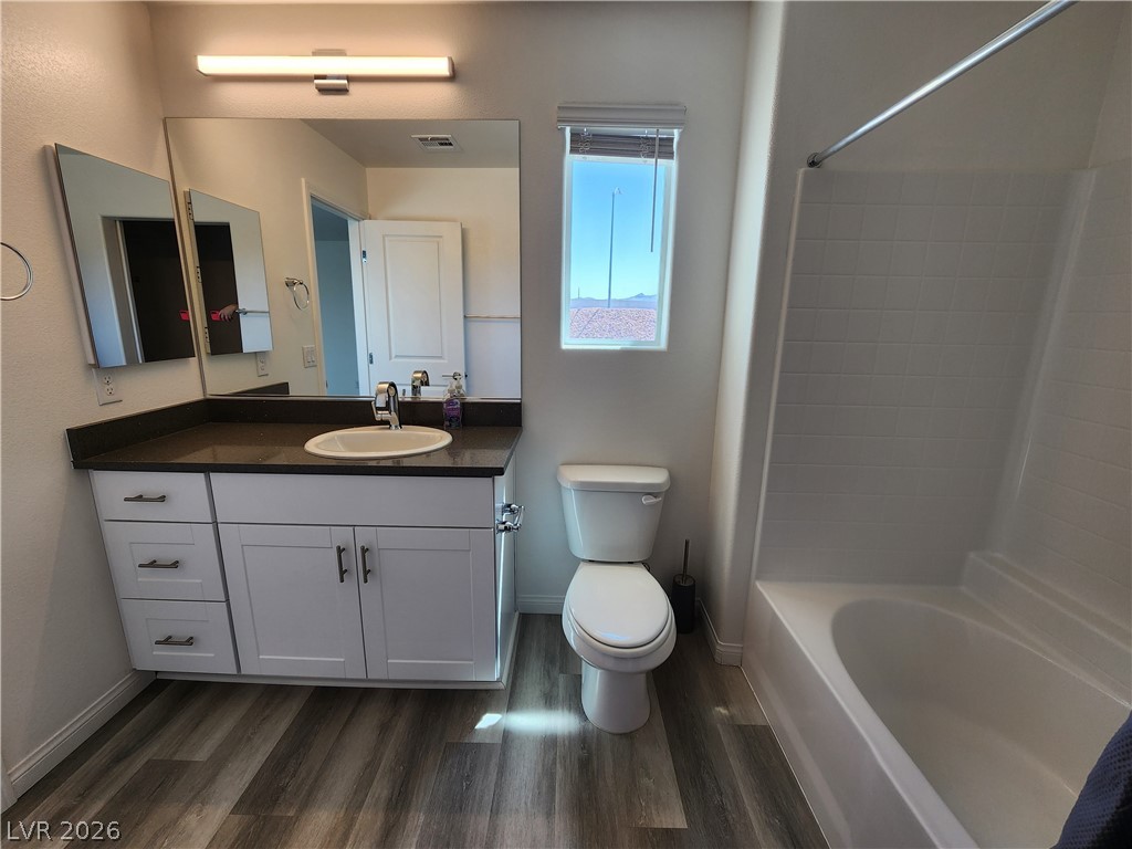 2775 Atomic Tangerine Way 2 Property Photo 24