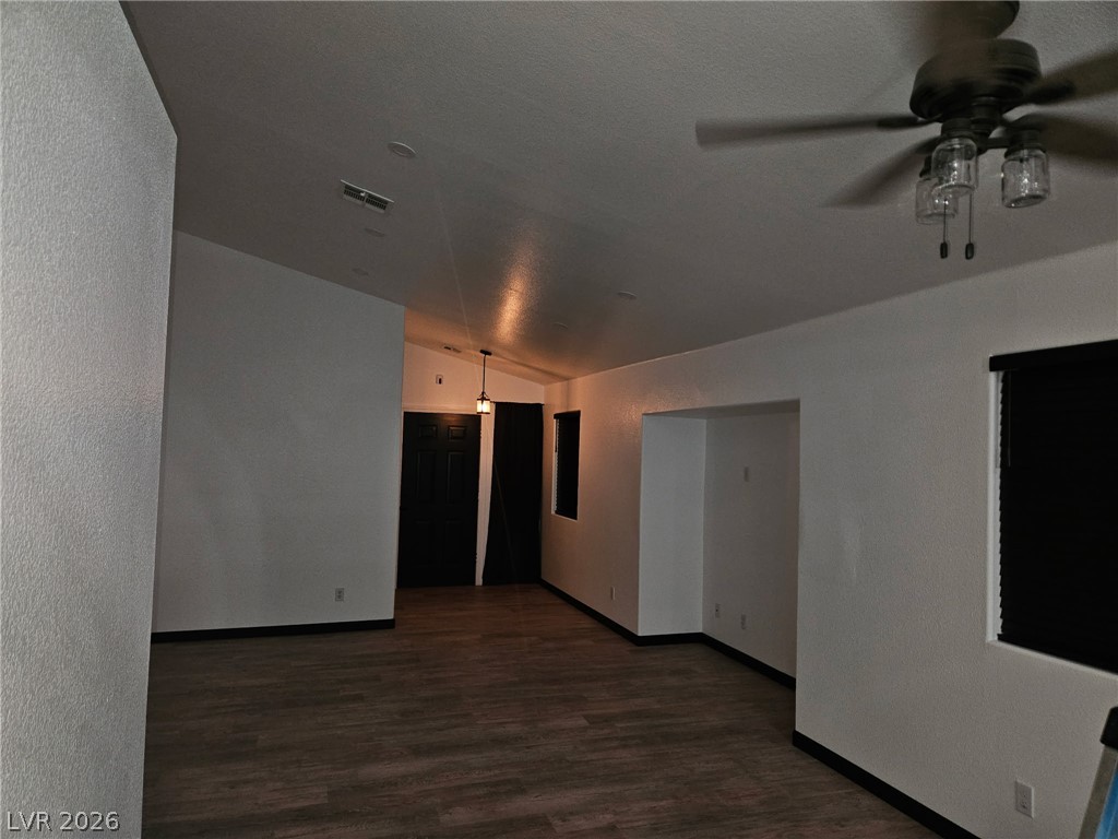 4440 Minaret Way Property Photo 4
