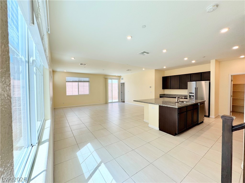 6088 Castle Gardens Avenue Property Photo 8