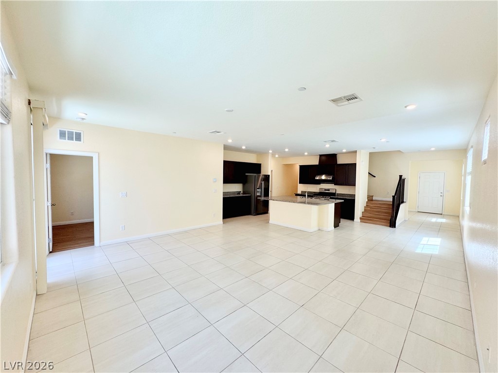 6088 Castle Gardens Avenue Property Photo 9