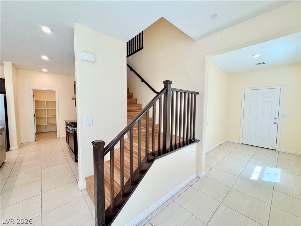 6088 Castle Gardens Avenue Property Photo 26
