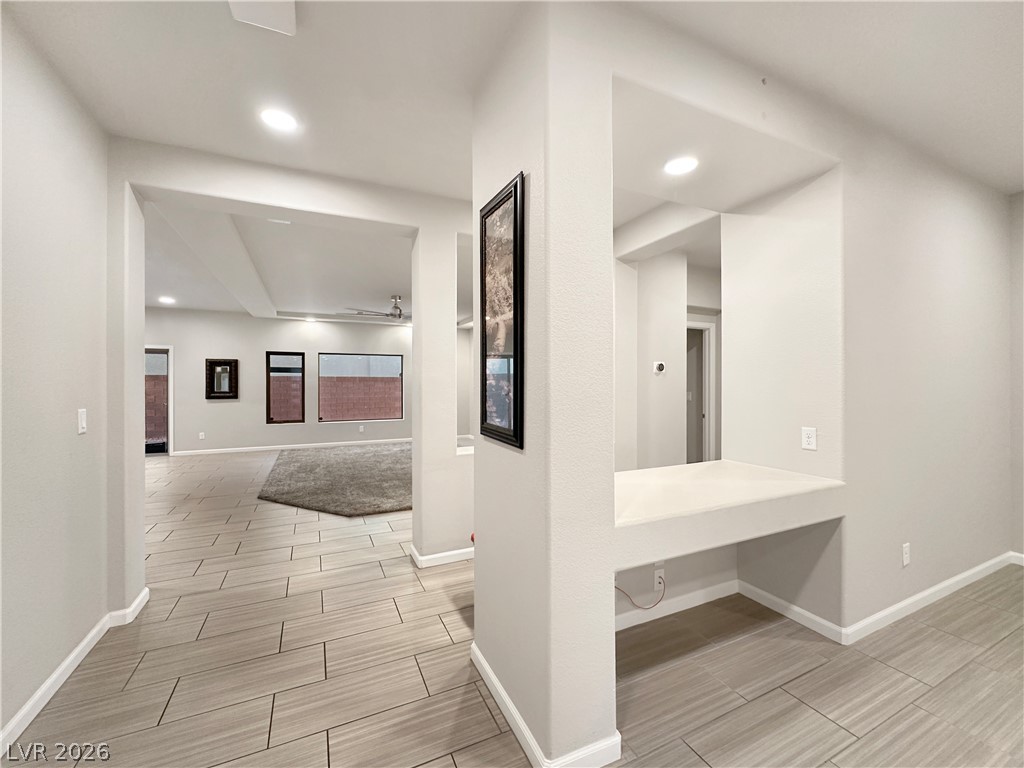 6305 Carmel Creek Avenue Property Photo 11