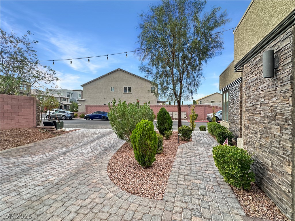 6305 Carmel Creek Avenue Property Photo 31
