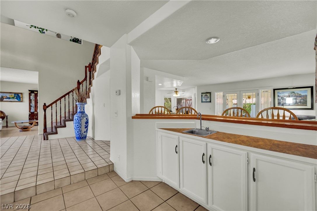 742 Spruce Tree Circle Property Photo 14