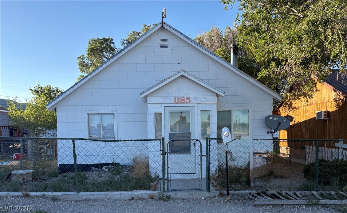 1185 Avenue I Property Photo 1