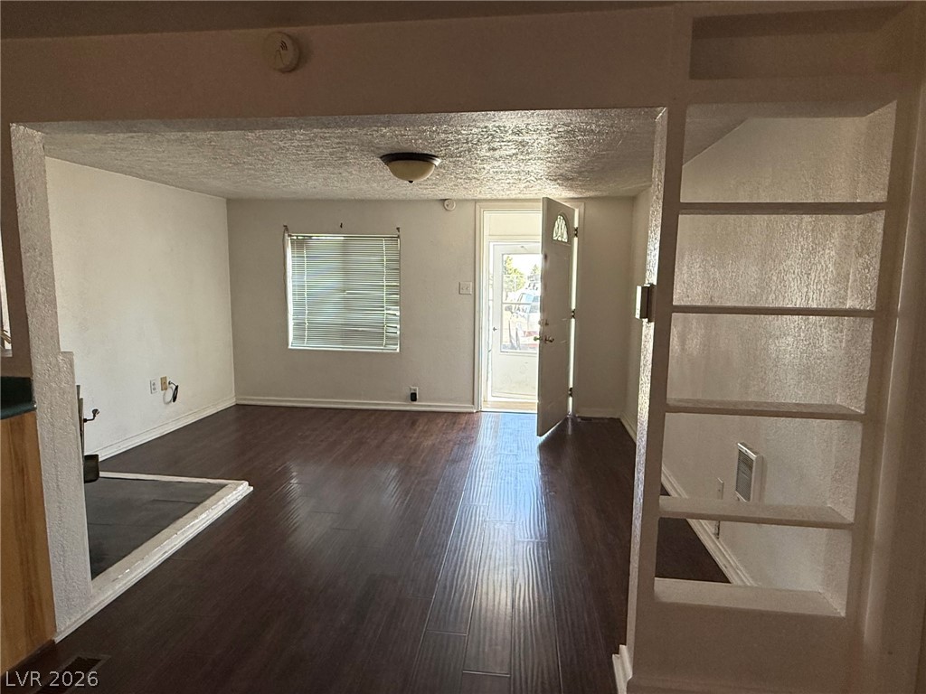 1185 Avenue I Property Photo 4