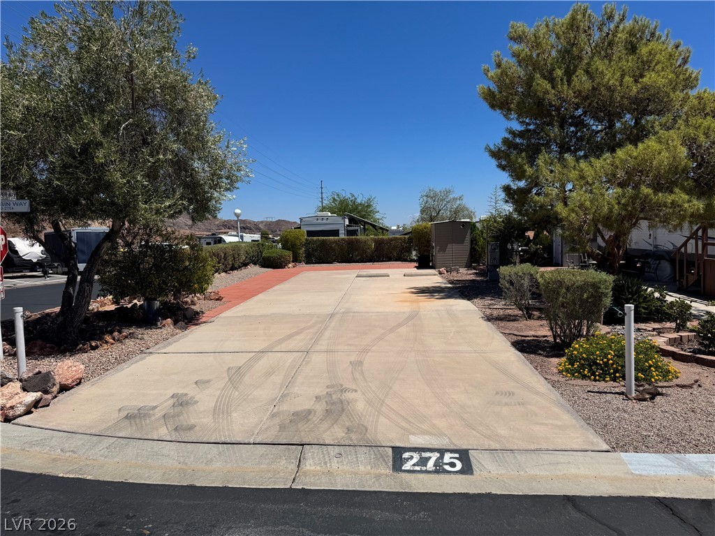 871 Robin Way Property Photo 4