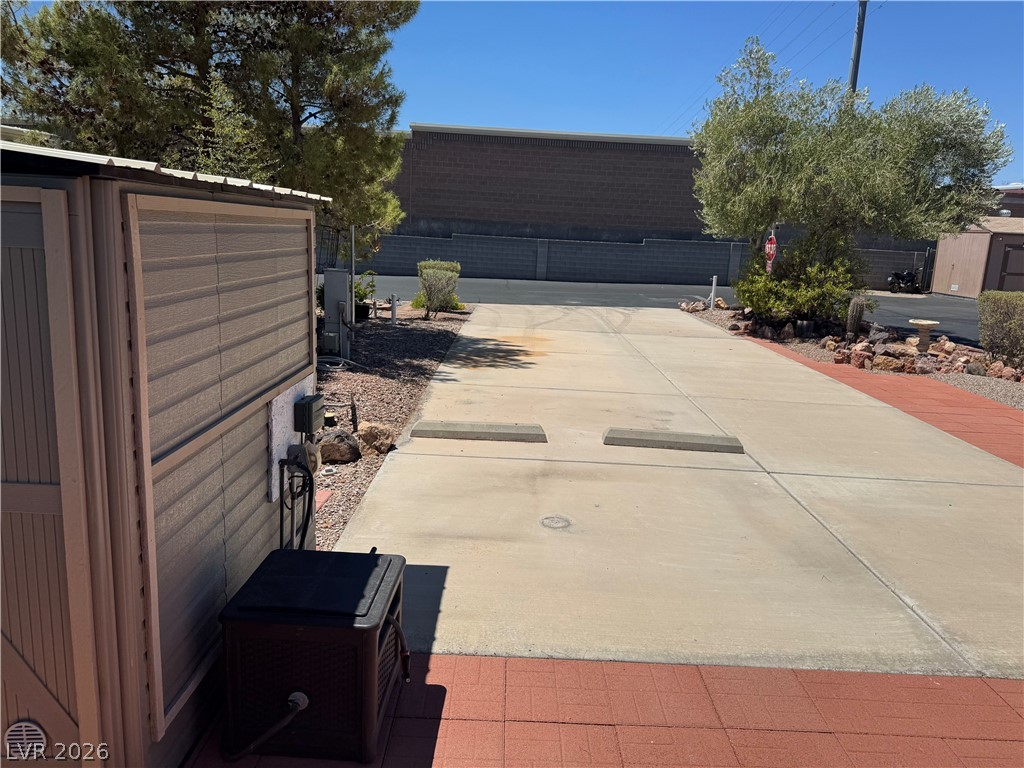 871 Robin Way Property Photo 12