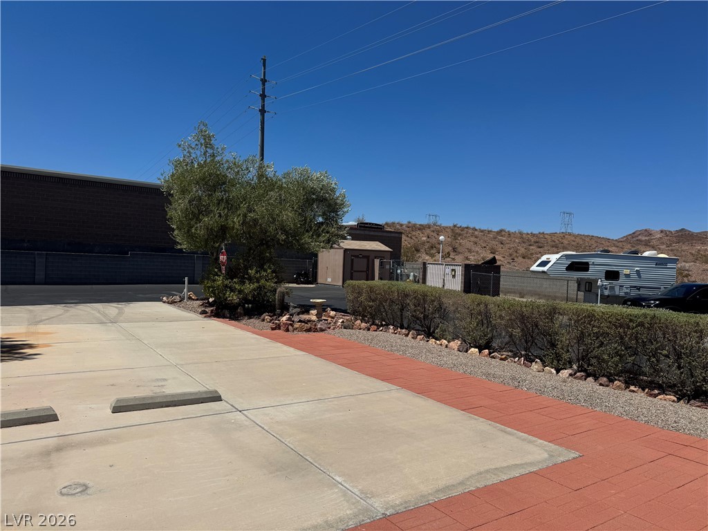871 Robin Way Property Photo 13