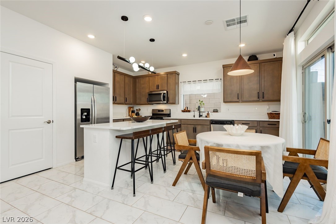10417 Rose Palisade Street Property Photo 11