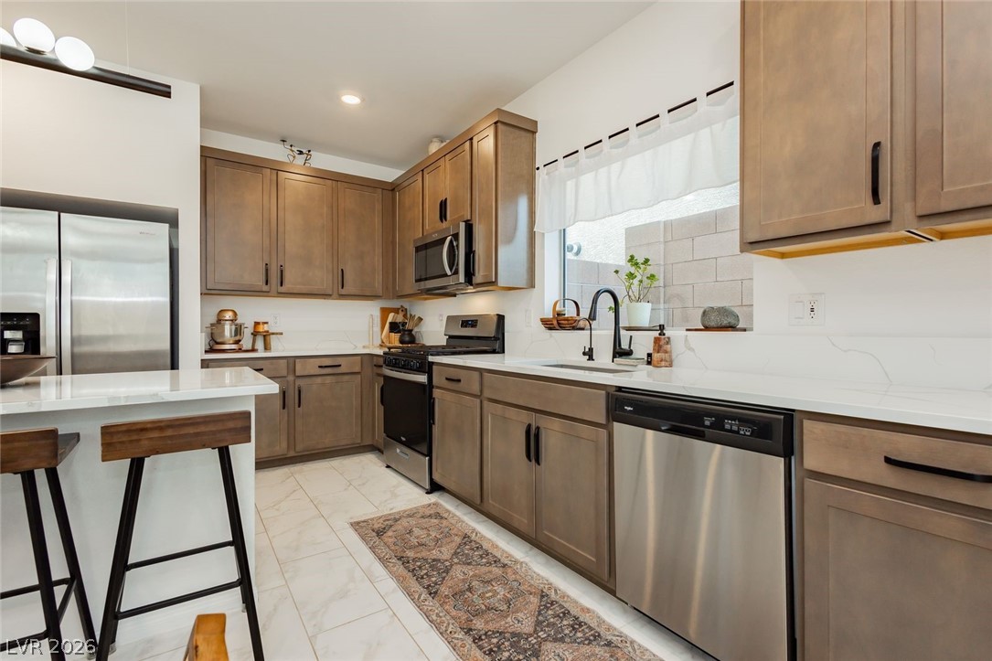 10417 Rose Palisade Street Property Photo 15