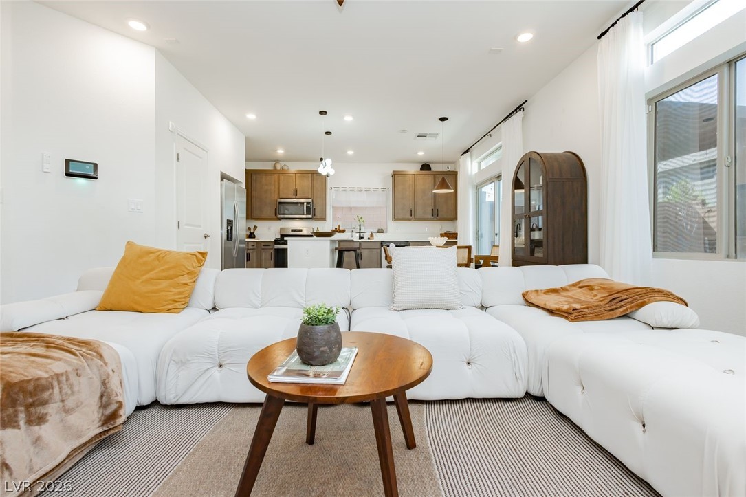 10417 Rose Palisade Street Property Photo 18