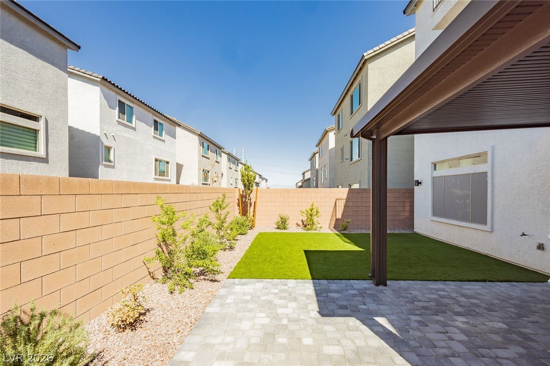 10417 Rose Palisade Street Property Photo 42