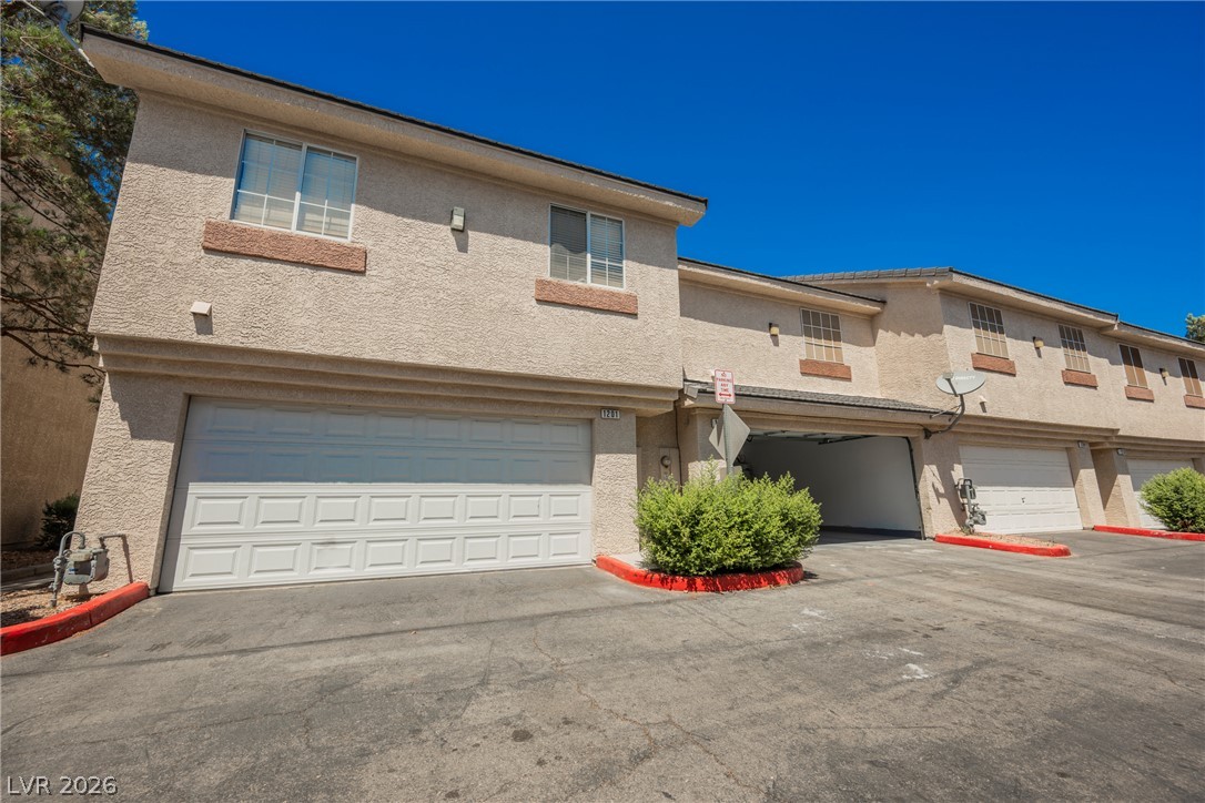 1205 Nevada Sky Street Property Photo 1