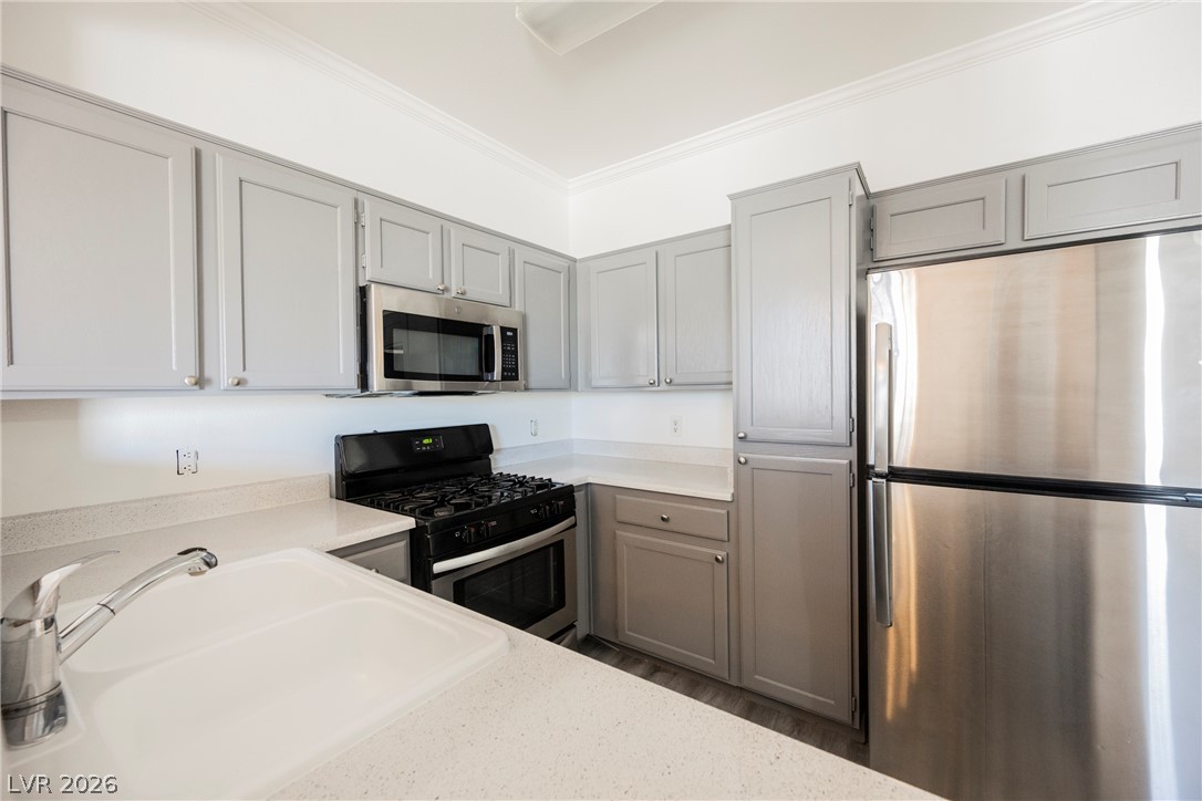 1205 Nevada Sky Street Property Photo 17