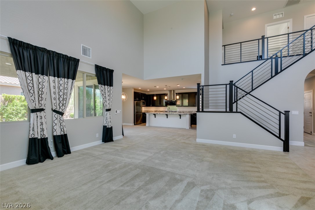 1027 Whitworth Avenue Property Photo 11