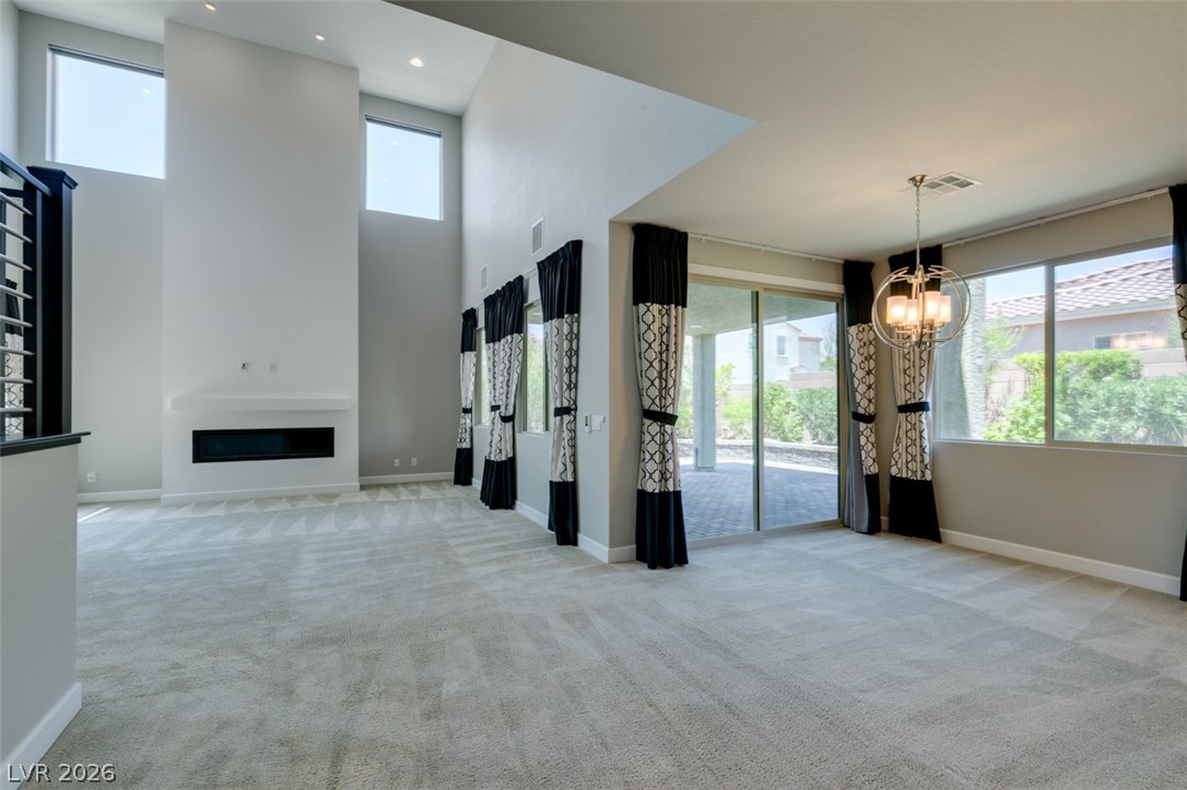 1027 Whitworth Avenue Property Photo 21
