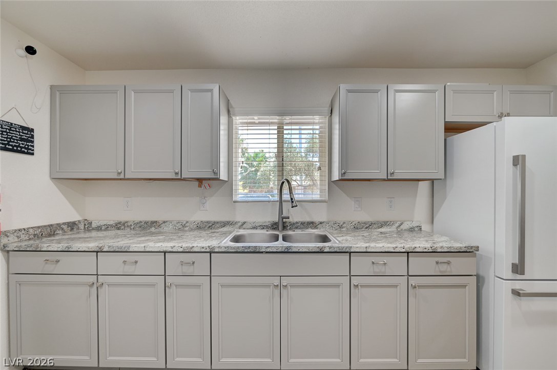 2300 Dune Drive Property Photo 4
