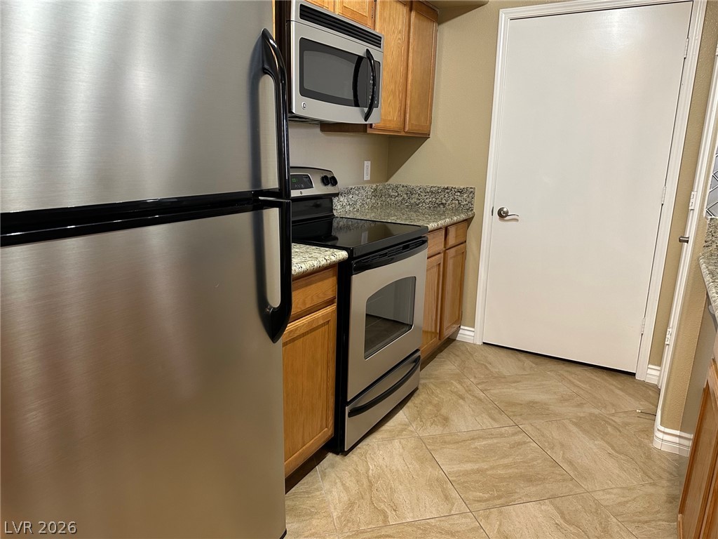7255 West Sunset Road 2078 Property Photo 2