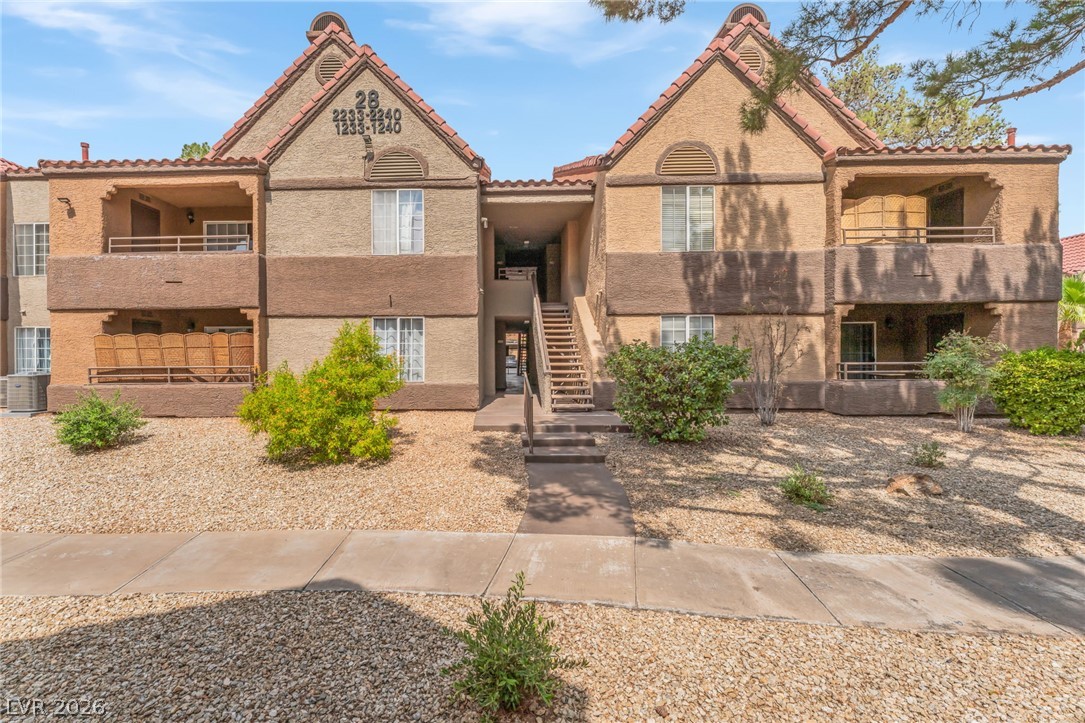 2200 South Fort Apache Road 1234 Property Photo 2