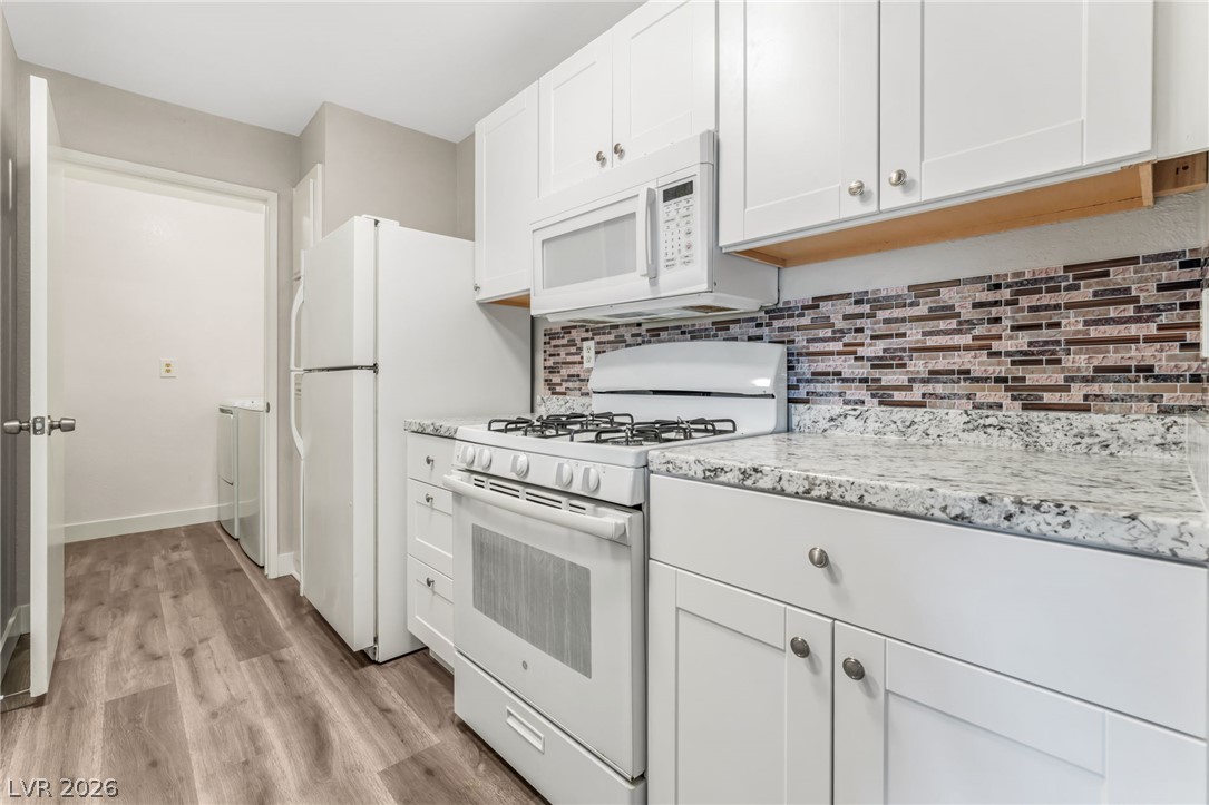 2200 South Fort Apache Road 1234 Property Photo 8