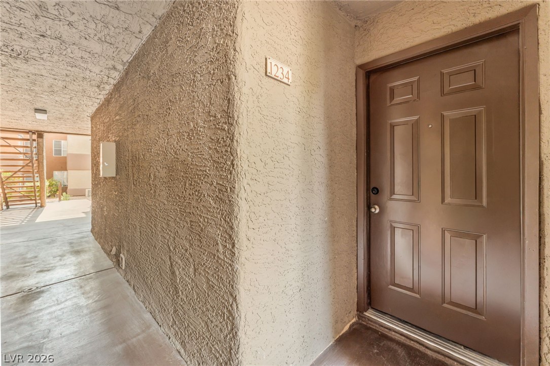 2200 South Fort Apache Road 1234 Property Photo 19