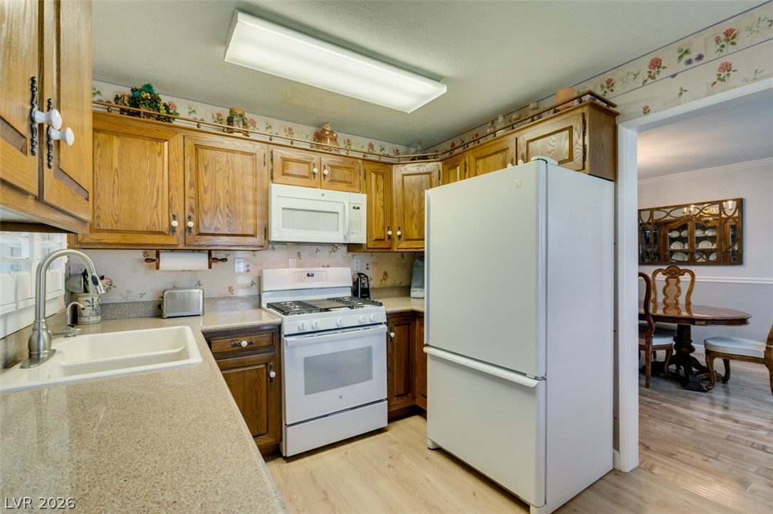 661 Burton Street Property Photo 17