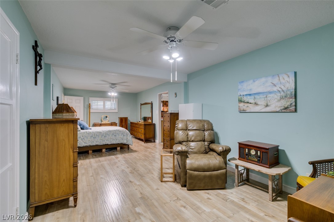 661 Burton Street Property Photo 23