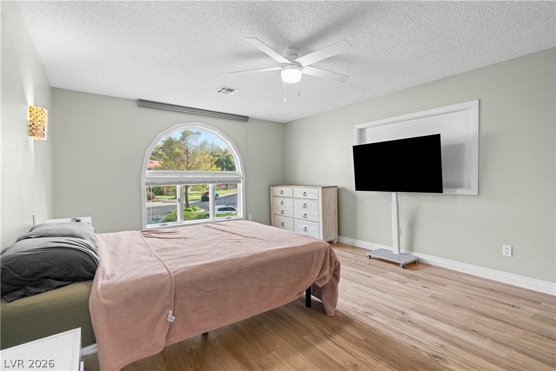 18 Hummingbird Circle Property Photo 4