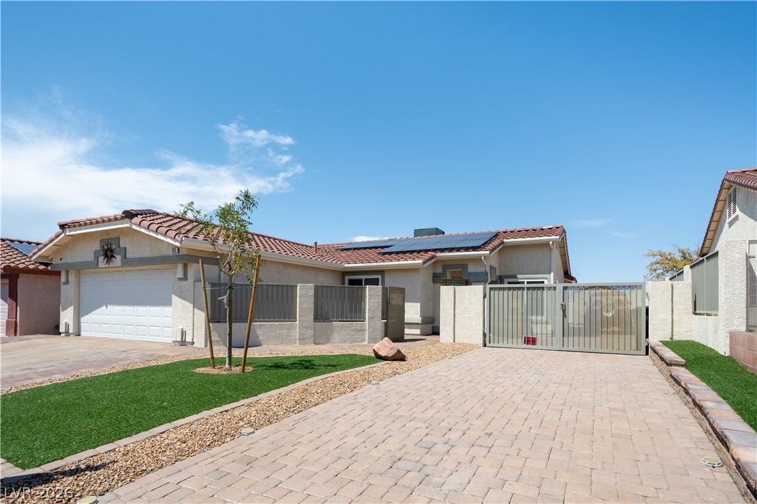 470 Palegold Street Property Photo 1