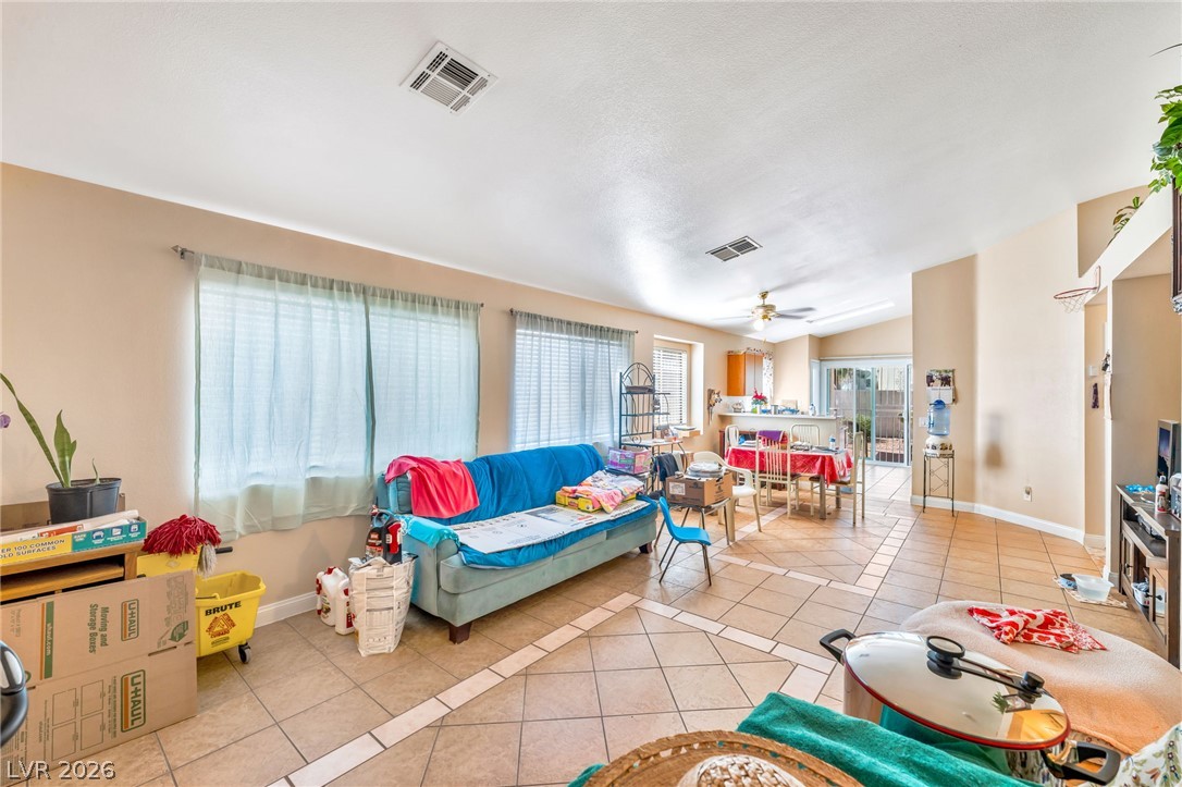 4529 Coronado Hills Way Property Photo 7