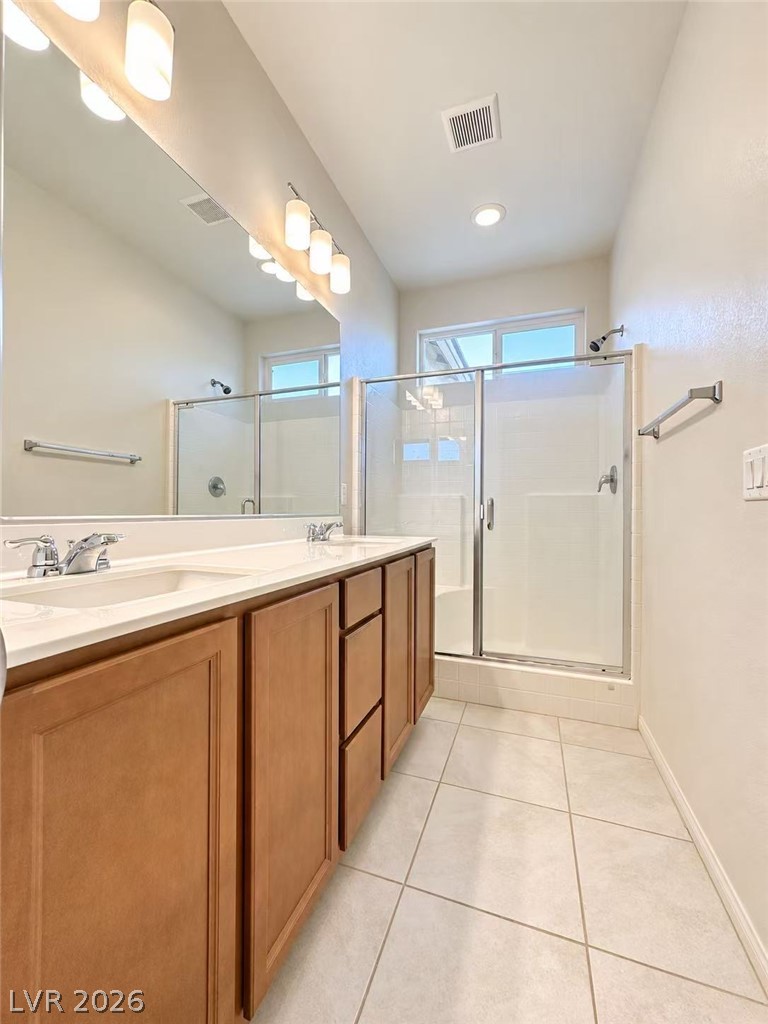 8686 Fringed Tulip Court Property Photo 4