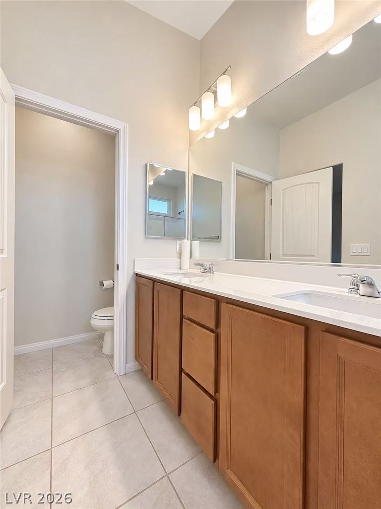 8686 Fringed Tulip Court Property Photo 5