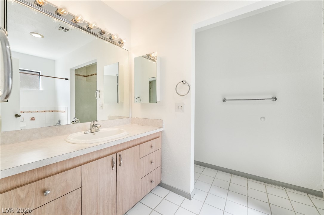 3155 East Rochelle Avenue Property Photo 18