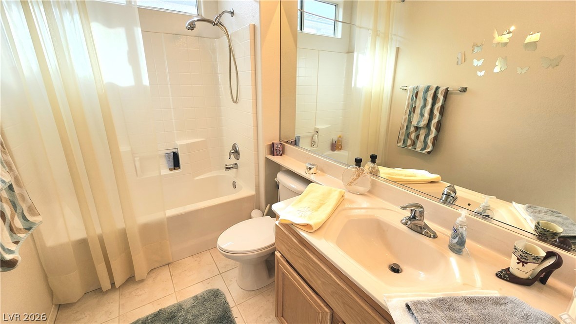 2077 Wildwood Lake Street Property Photo 16