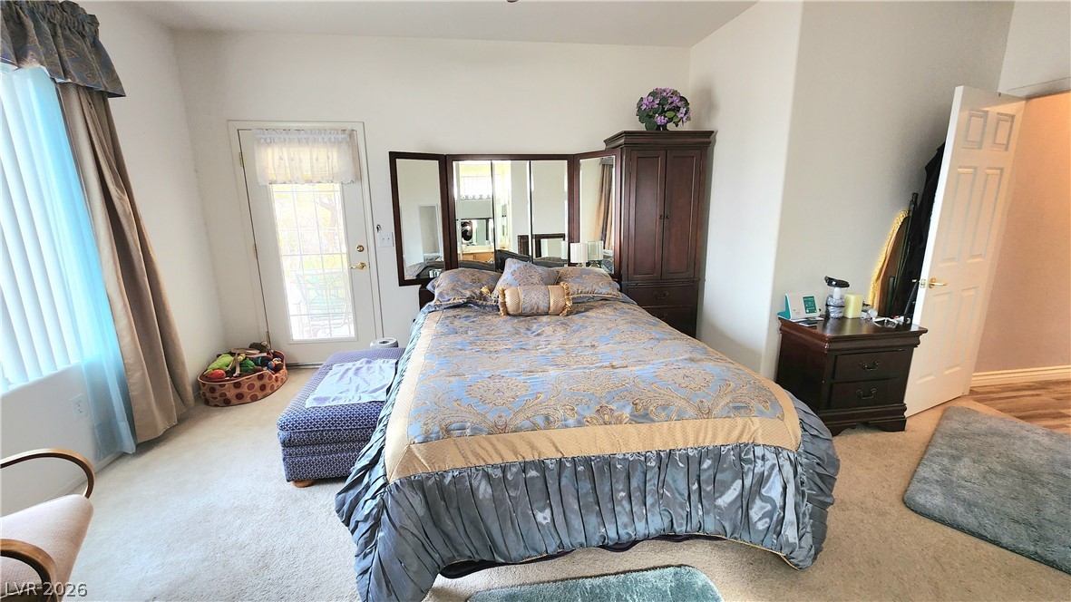 2077 Wildwood Lake Street Property Photo 18