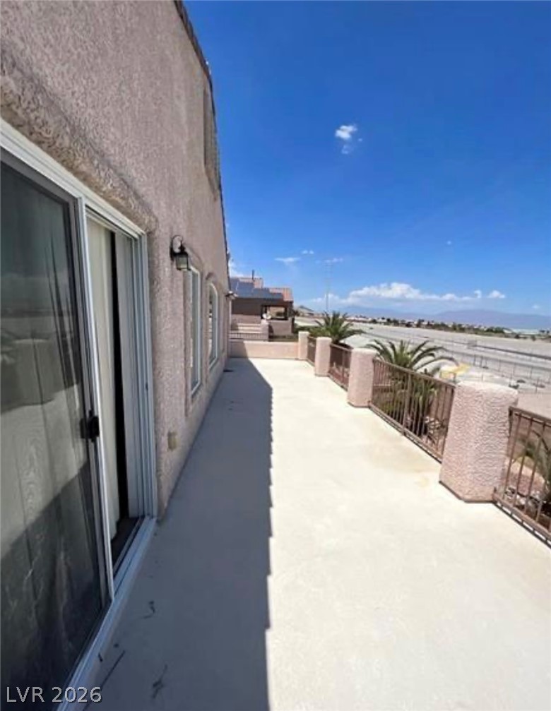 452 Crocus Hill Street Property Photo 25