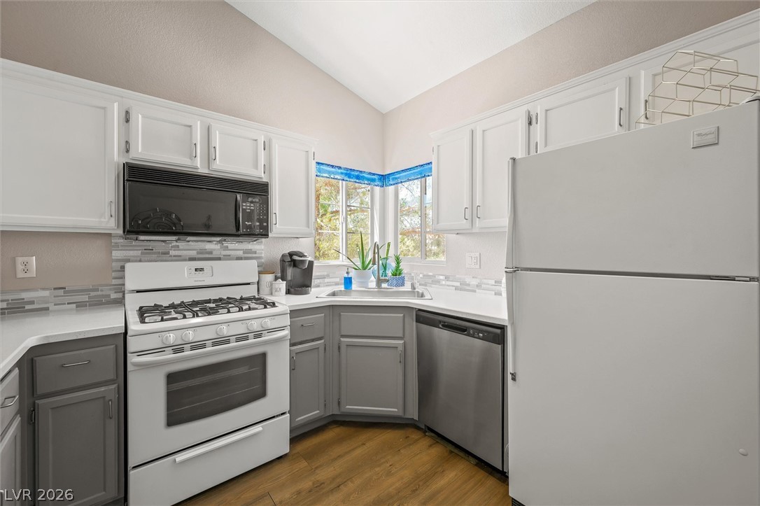 1830 North Buffalo Drive 2057 Property Photo 7