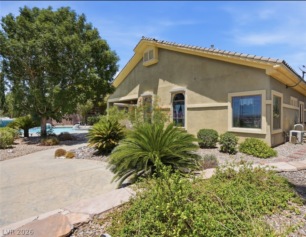 2266 Driftwood Tide Avenue Property Photo 13