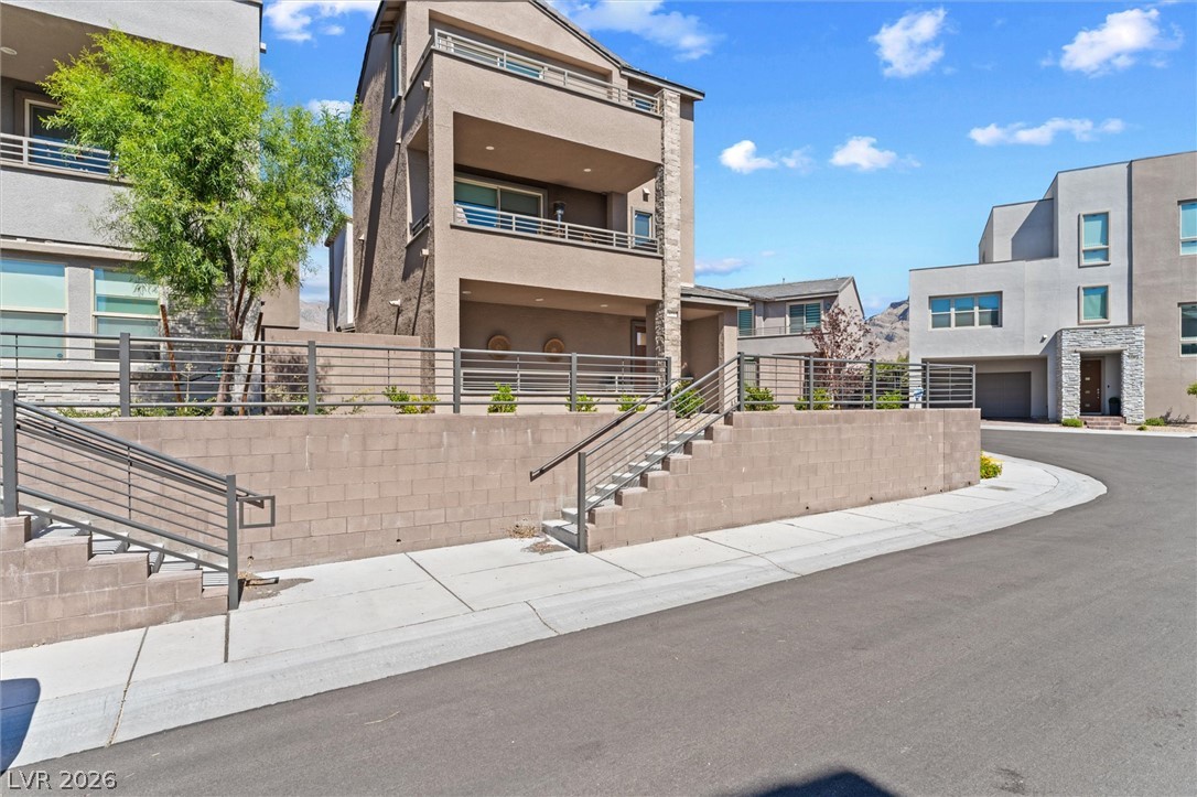 673 Pyrite Will Street Property Photo 4