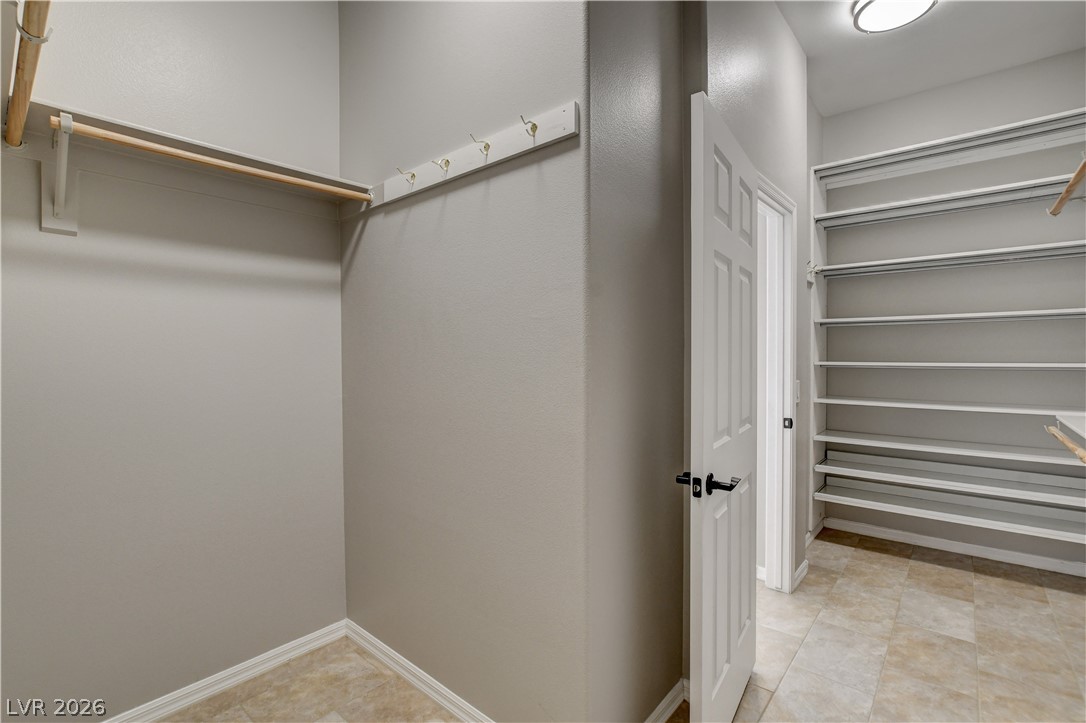 3374 Garden Shower Place Property Photo 28