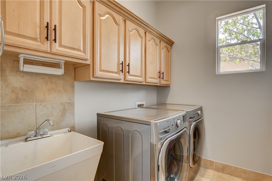 3374 Garden Shower Place Property Photo 43