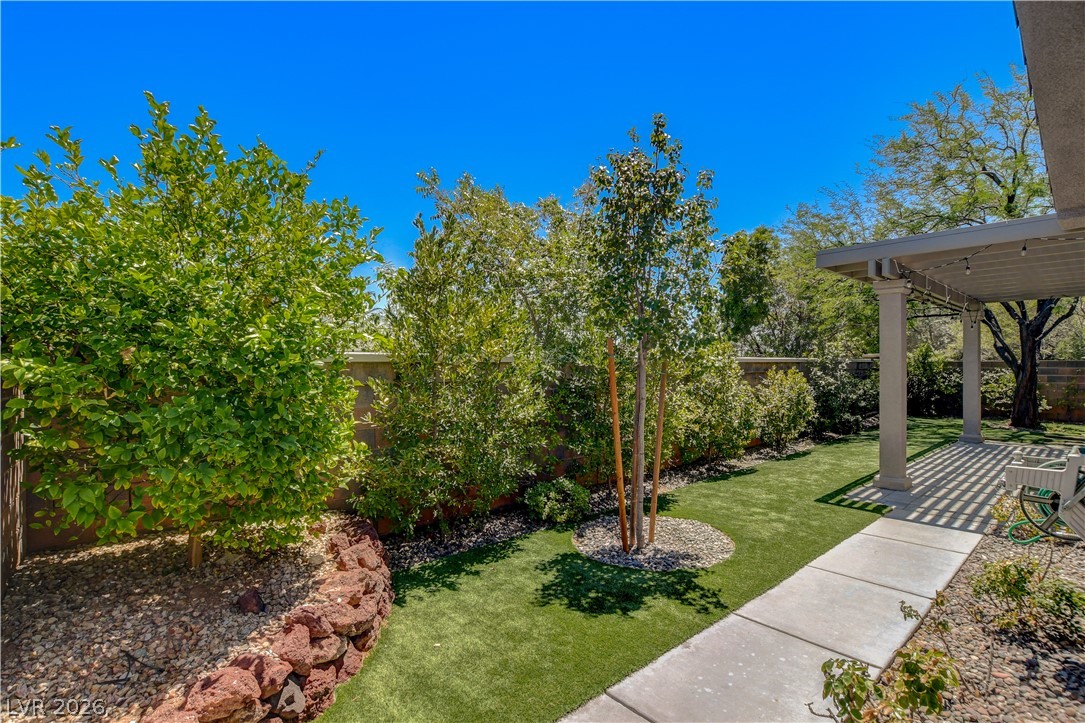 3374 Garden Shower Place Property Photo 49